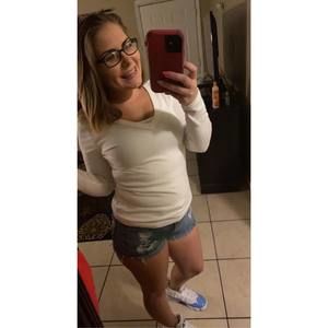 Meet your Posher, Crystalee